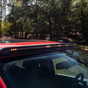 Auto Ventshade Roof Marker Light – LED, Aerocab™, Direct Fit Light Strip with Five Leds, Clear Lens, Amber, Single, Black – 698123