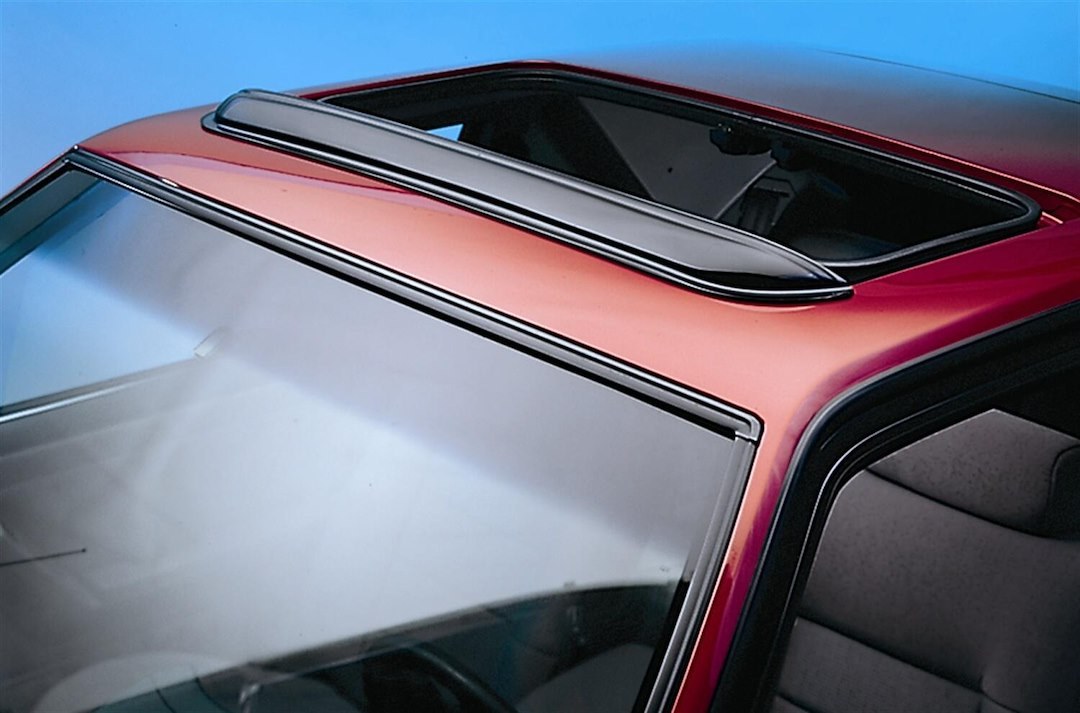 Auto Ventshade Sunroof Wind Deflector, Windflector – Pop-Out, Universal 36.5 Inch Wide, Smoke, Acrylic, Mounts with 3M Tape – 78062