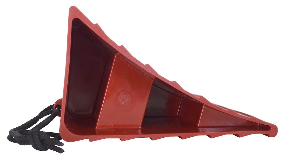 Valterra Wheel Chock, Red, Plastic, Single – A10-0908