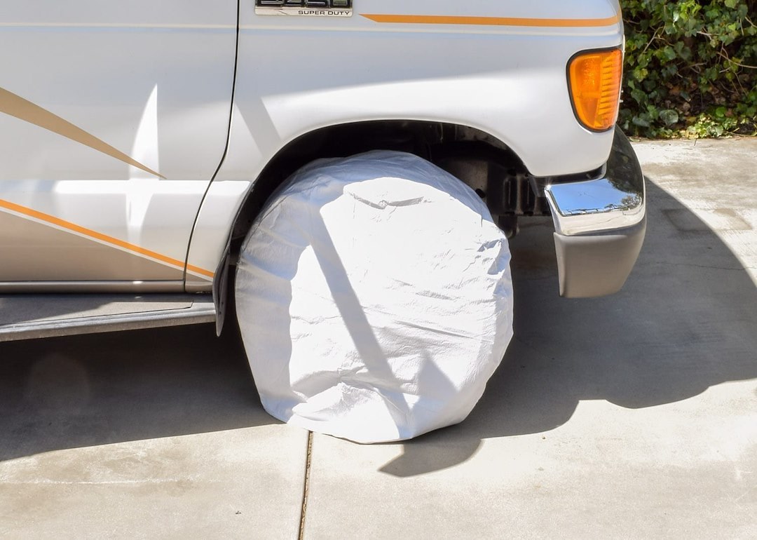 Valterra Tire Cover, Single Tire Cover, Fits 24 Inch to 26 Inch Diameter Wheel X 10 Inch Depth, Elastic Cord Mount, White – A10-1200
