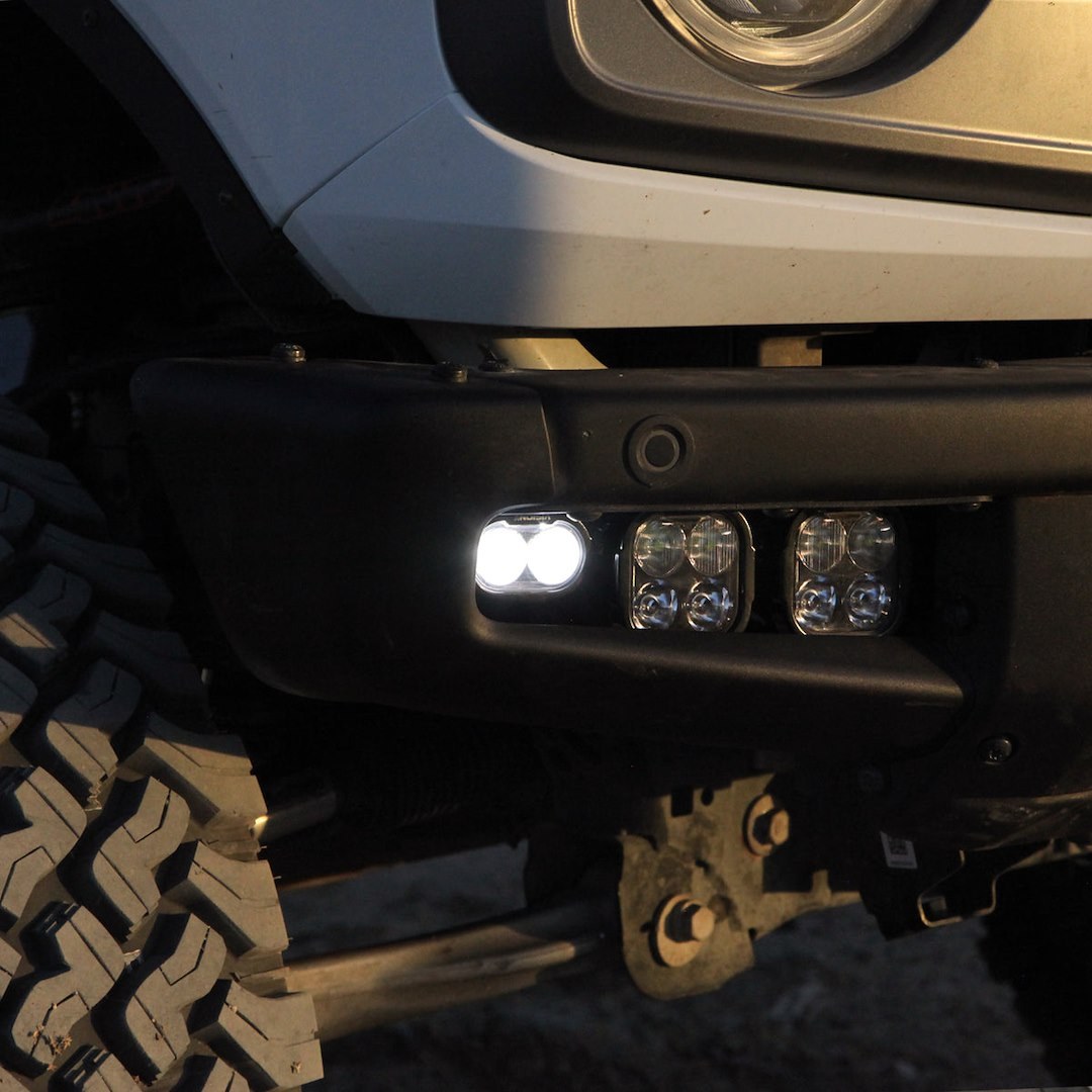 Vision X Driving/ Fog Light, Dura Pro, LED, Dual-Color DRL, 2 Cree XPL2 HD LED 8 Watt Bulb, Rectangular, 32 Watt at 2.7 Amp Draw – DURA2-DL2CBKIT