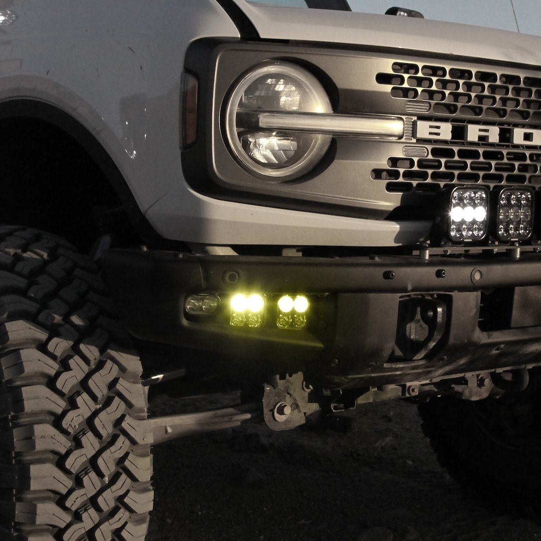 Vision X Driving/ Fog Light, Dura Pro, LED, Dual-Color DRL, 2 Cree XPL2 HD LED 8 Watt Bulb, Rectangular, 32 Watt at 2.7 Amp Draw – DURA2-DL2CBSYKIT