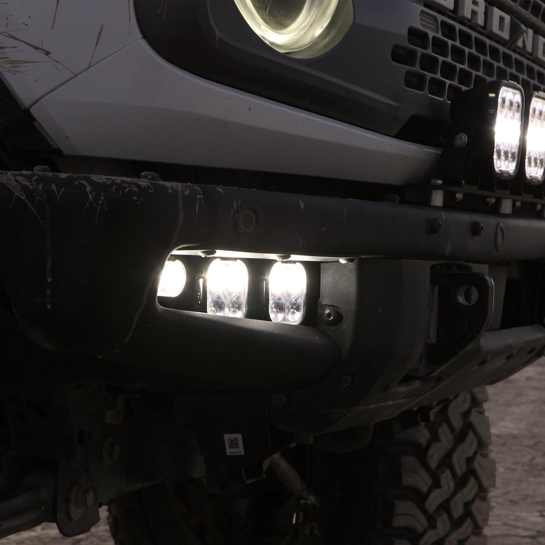 Vision X Driving/ Fog Light, Dura Pro, LED, Dual-Color DRL, 4 Cree Xpl Hi LED 8 Watt Bulb, Square, 32 Watt at 5.4 Amp Draw – DURA2-DL4CBKIT