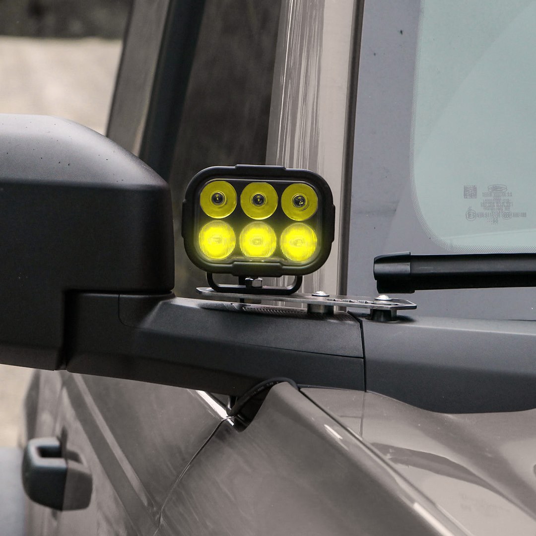 Vision X Driving/ Fog Light, Dura Pro, LED, Dual-Color DRL, 6 Cree Xpl Hi LED 8 Watt Bulb, Rectangular, 96 Watt at 8 Amp Draw – DURA2-DL6CBSYKIT