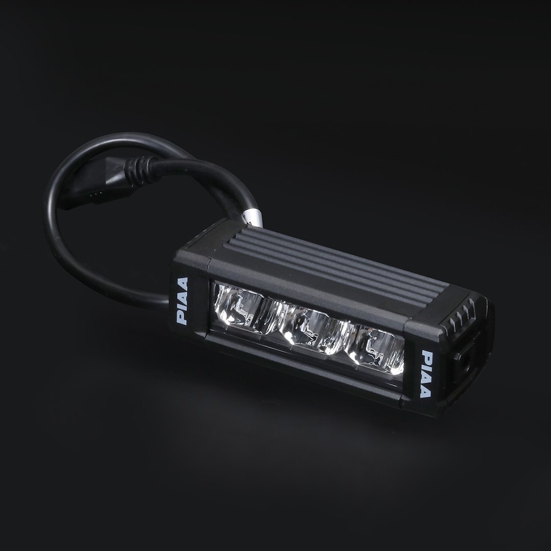 Valeo Light Bar, S-Rf Series, LED, 6 Inch Length, 3 LED, 11 Watt/ 0.55 Amp at 12 Volt/ 0.27 Amp at 24 Volt, Driving Beam, 810 Raw Lumens – 15-03606