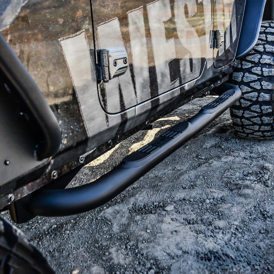 Westin Nerf Bar, E-Series, With Step Pads, 3 Inch Round Bent, Powder Coated, Black, Mild Steel, Without End Caps, Rocker Panel Mount – 23-4065
