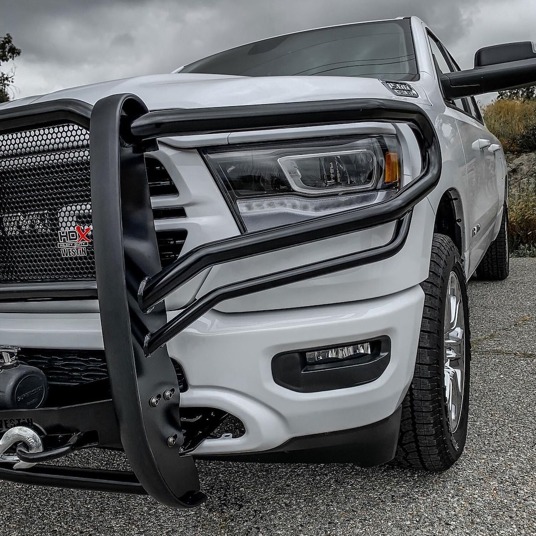 Westin Grille Guard, Hdx, 1-Piece, Black Powder Coated Steel, 2 Inch Diameter, With Brush Guard, Without Skid Plate, With Winch Mount – 57-93975