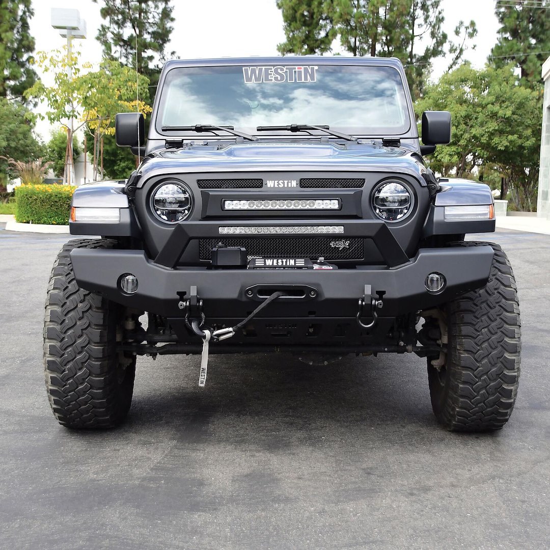 Westin Bumper, WJ2 Series, One Piece Full Width Design, Direct-Fit, Mounting Hardware Included, With Bull Bar, With Winch Mount – 59-80125