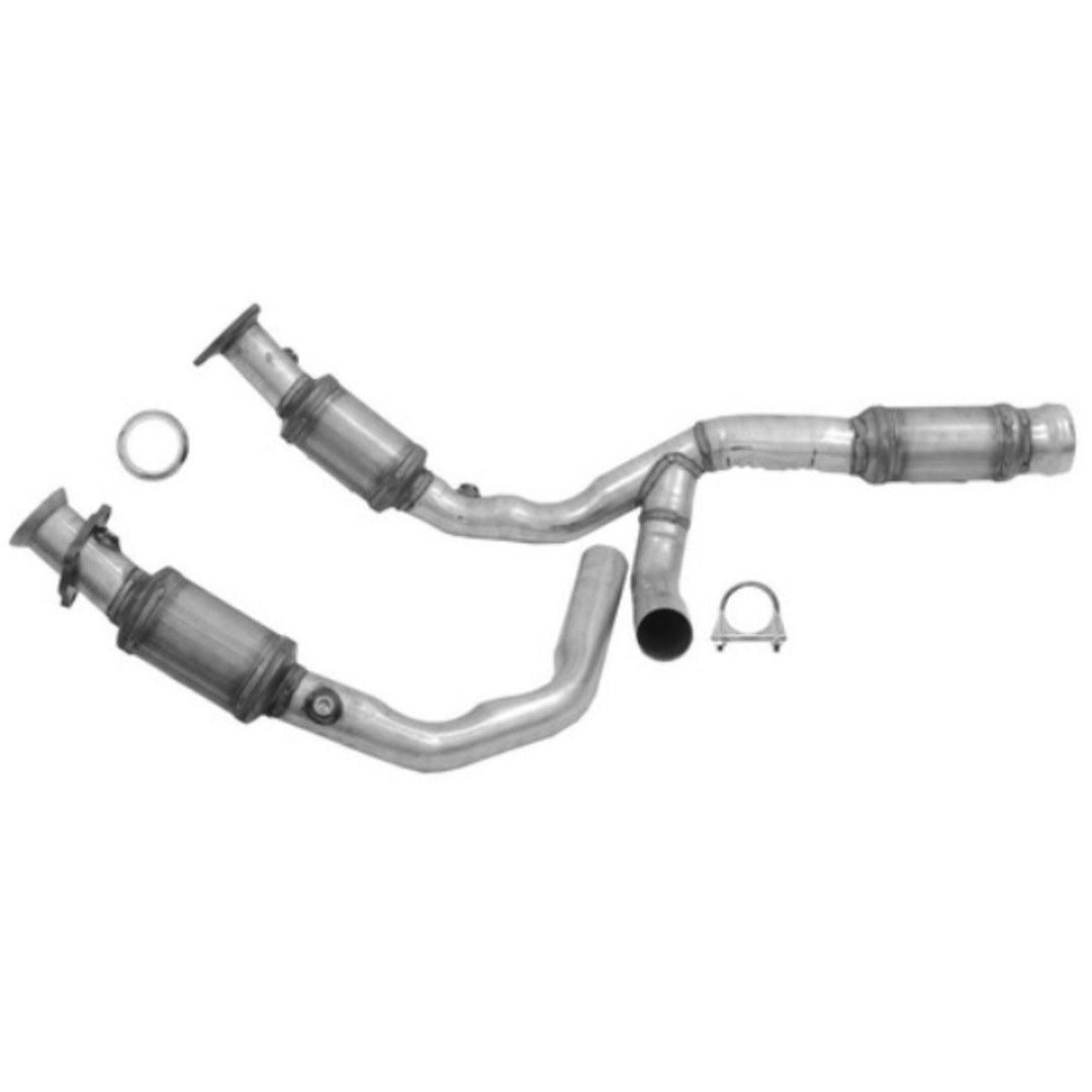 Walker Exhaust Catalytic Converter, Ultra Direct-Fit, Round, 3-BOLT Welded Flange – 16977
