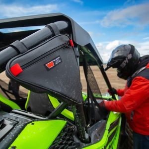 WARN Industries Gear Bag, Attaches to Triangular Section on Roll Bars, Black, Vinyl – 102649
