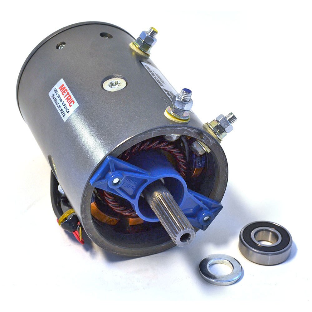 WARN Industries Winch Motor, For Warn M12000 Winch, Grease Lubricated – 31681