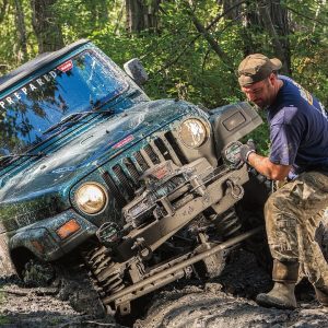 WARN Industries Winch, Zeon ® 10, Vehicle Mounted, Vehicle Recovery Winch, 24 Volt Electric, 10000 Pound Line Pull Capacity, Without Rope – 90665
