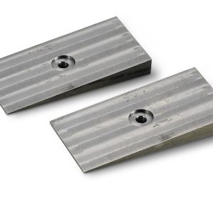 Warrior Prod Differential Pinion Angle Shim, For Use with 2-1/2 Inch Wide Leaf Springs, 4 Degree Angle, Ribbed Surface, Machined, Steel – 800061