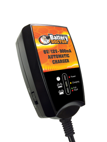 WirthCo Battery Charger, Battery Doc ®, For 6 Volt/ 12 Volt Batteries, Fully Automatic, 3 LED Charging Status Indication – 20026