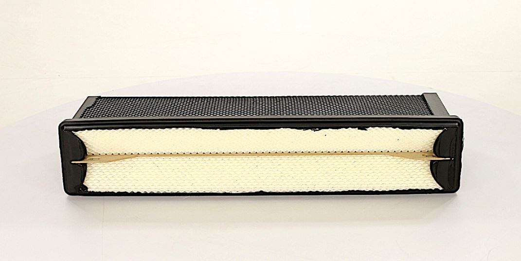 WIX Filters Air Filter, 26.18 Inch Length X 9.27 Inch Width X 5.23 Inch Height, For Use with Freightliner Trucks – 49478