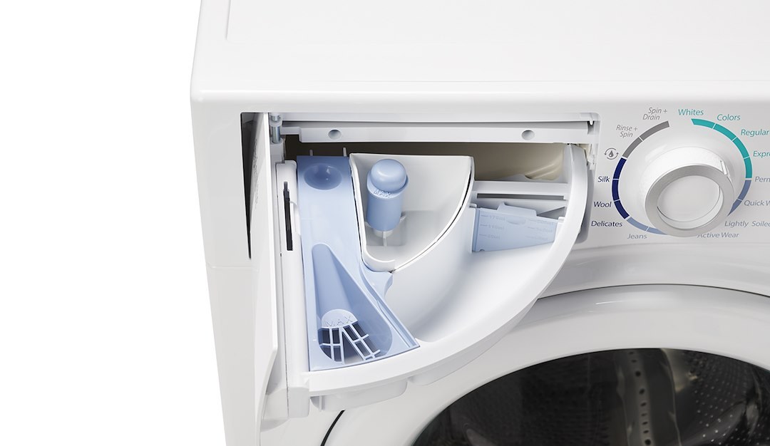 Westland Clothes Washer, Front Load, 23-1/2 Inch Width X 33-3/8 Inch Height X 22-3/4 Inch Depth, White, 15 Pound Capacity – WFL1300XD