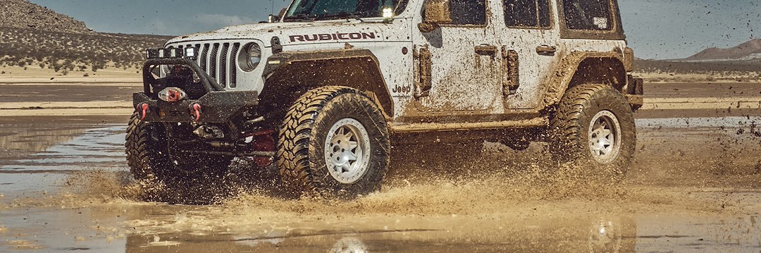 Wheel Group Tire, Terrain Attack M/T a, LT33 X 13.50R24, Mud Terrain Light Truck & SUV, Steel Belted, Radial, Black Sidewall – 33-135024AMP/CM2F