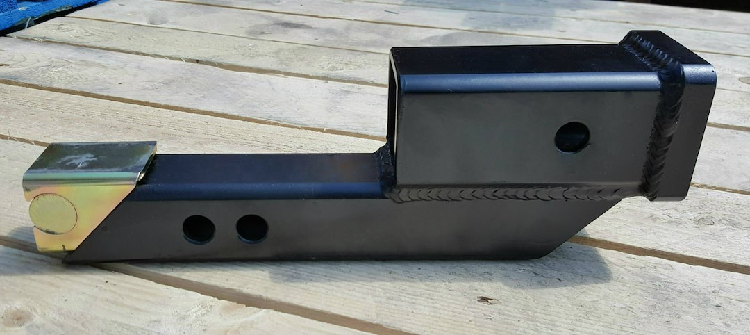 Wilco Offroa Trailer Hitch Extension, For 2 Inch Receiver, 8 Inch Extra Extension, Powder Coated – HE31973