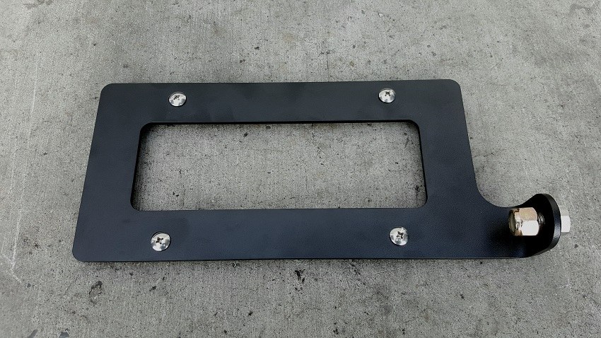 Wilco Offroa License Plate Relocation Kit, Used to Relocate License Plate to Hitchgate Solo/ Offset and Hitchswing Spare Tire Carriers – LPR32204