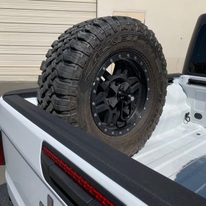 Wilco Offroa Spare Tire Carrier, Bed Rail Mount, Holds Upto 37 Inch Tire, Powder Coated, Black, Steel – UBM34507-J