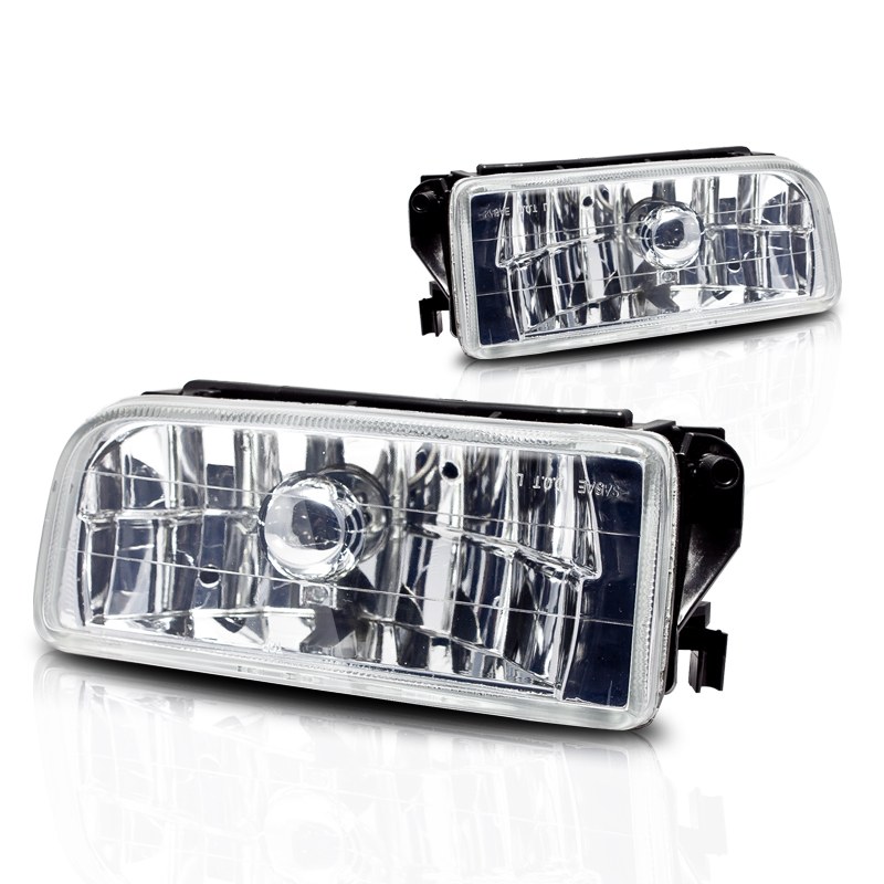 Winjet Driving/ Fog Light, Halogen Bulb, Clear H1 Bulb, OE Size/ Shape, 55 Watt Bulbs, 12 Volt, Fog Beam, Clear Lens – CFWJ-0079-C