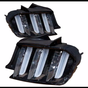 Winjet Tail Light Assembly, LED, Clear Lens, Gloss Black ABS Plastic Housing, Red Brake Light/ Amber Sequential Turn Signal Light – CTRNG0636-GBC
