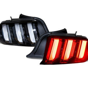 Winjet Tail Light Assembly, LED, Clear Lens, Gloss Black ABS Plastic Housing, Red Brake Light/ Amber Sequential Turn Signal Light – CTRNG0636-GBC