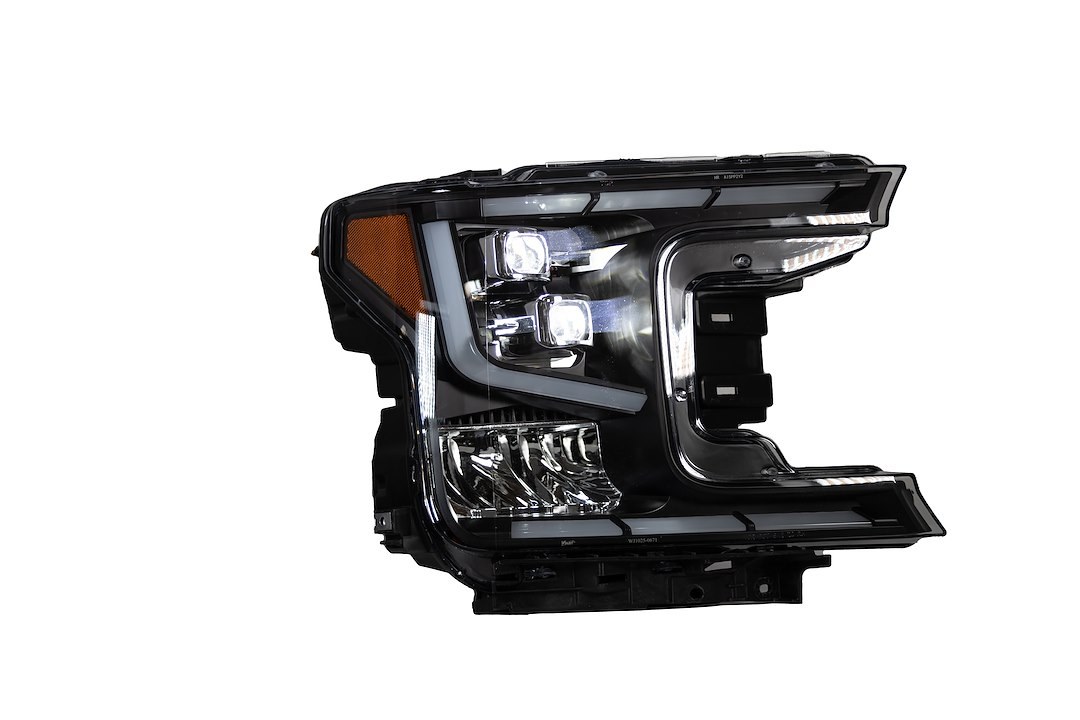 Winjet Headlight Assembly, LED Bulb, Projector with LED Daytime Running Light/ Sequential Turn Signal, Clear Low Beam/ High Beam Bulb – CHRNG0671-B-SQ