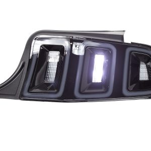 Winjet Tail Light Assembly, LED, Smoke Lens, Gloss Black ABS Plastic Housing – CTRNG0678-GBS