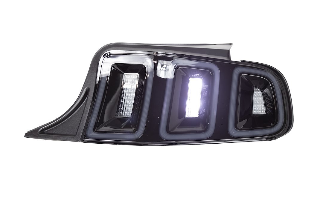 Winjet Tail Light Assembly, LED, Smoke Lens, Gloss Black ABS Plastic Housing – CTRNG0678-GBS