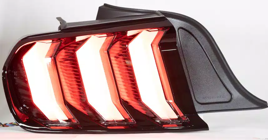 Winjet Tail Light Assembly, LED, Smoke Lens, Gloss Black ABS Plastic Housing, Red Brake Light/ Amber Turn Signal Light – CTRNG0680-GBS