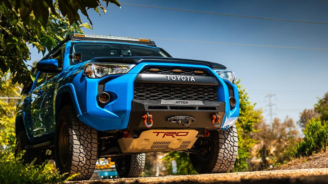 Winjet Bumper, Terra Series, One Piece Design, With Internal Winch Mount, With Recovery Tow Hooks/ with D-Ring Mounts – ATTTR01A101-BX