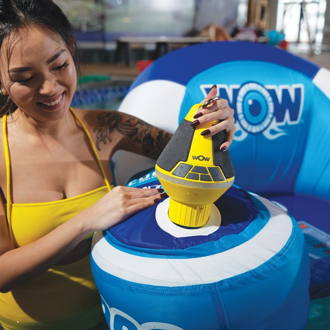 Wow Sports Speaker, Wow-Sound Buoy, Omnidirectional, Rechargeable Lithium Ion Battery, Waterproof/ Shock Proof/ Dust Proof – 19-9000