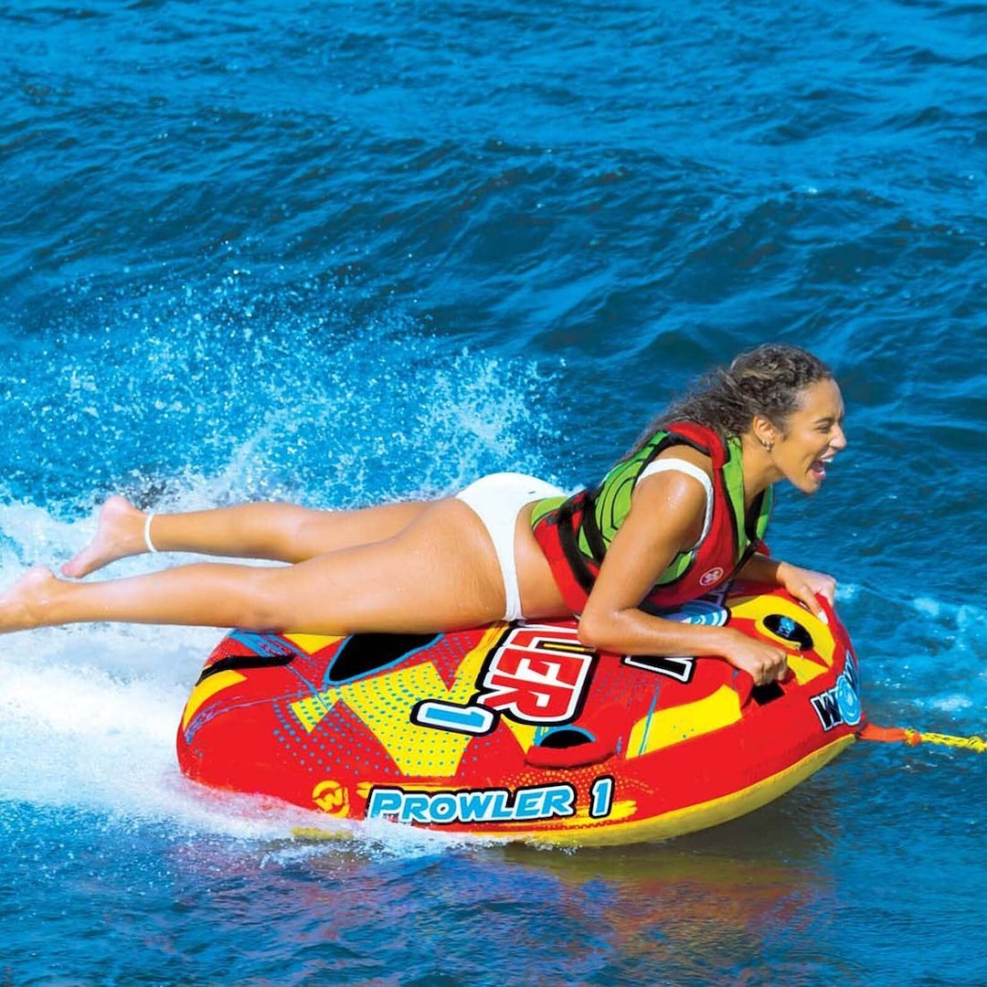 Wow Sports Towable Tube, Prowler, 1 Rider/ 170 Pound Load Capacity, Multi-Color, With 12 Volt Air Pump and Rope – 22-WTO-3990