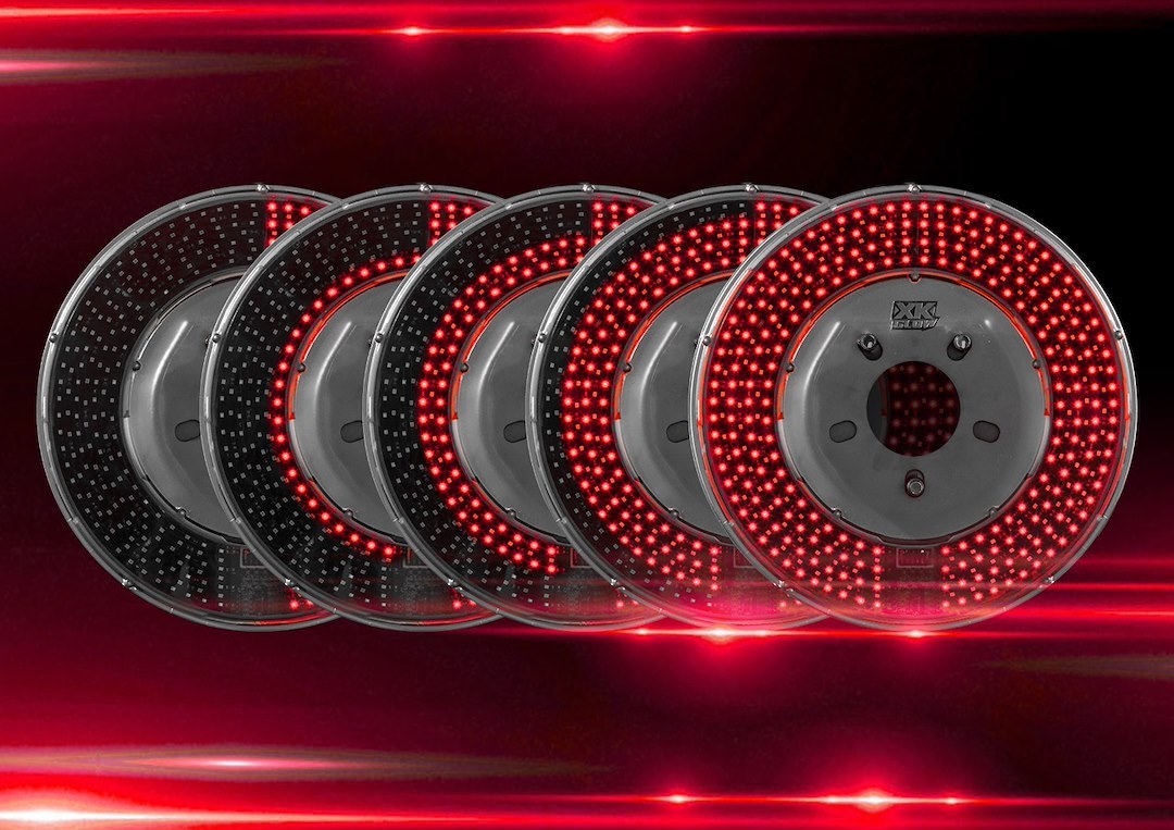 Xk Glow Spare Tire Brake Light, Hub Mount, Clear Lens, Red/ White Bulbs, With Running/ Brake/ Reverse/ Sequential Turn Functions, LED – XK041019