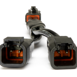 Zamp Solar Solar Panel Adapter, Used to Connect a Zamp Solar Panel to Another Solar Panel IN a Parallel Configuration, 6 Inch Length – ITC1036