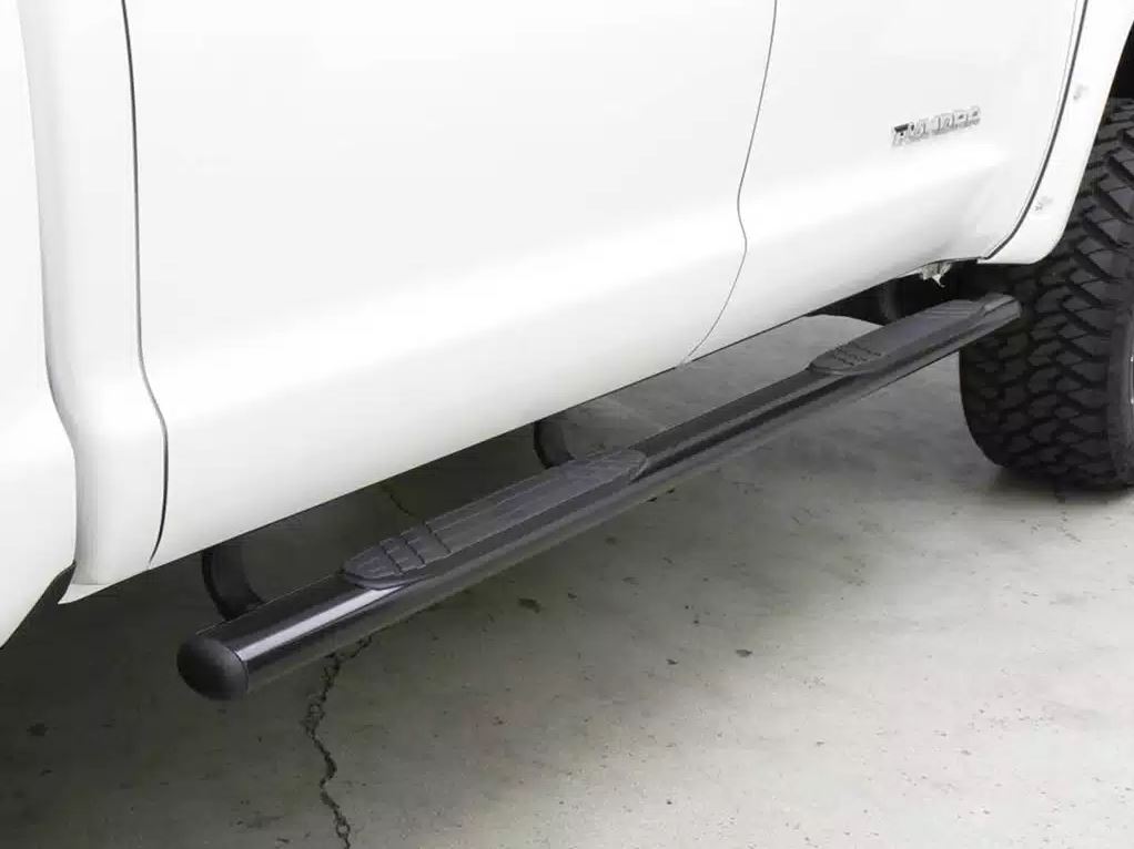 Big Country Truck Accessories Nerf Bar, Widesider Platinum, With Step Pads, 4 Inch Oval Straight, Black Textured Powder Coated, Steel – 394401870