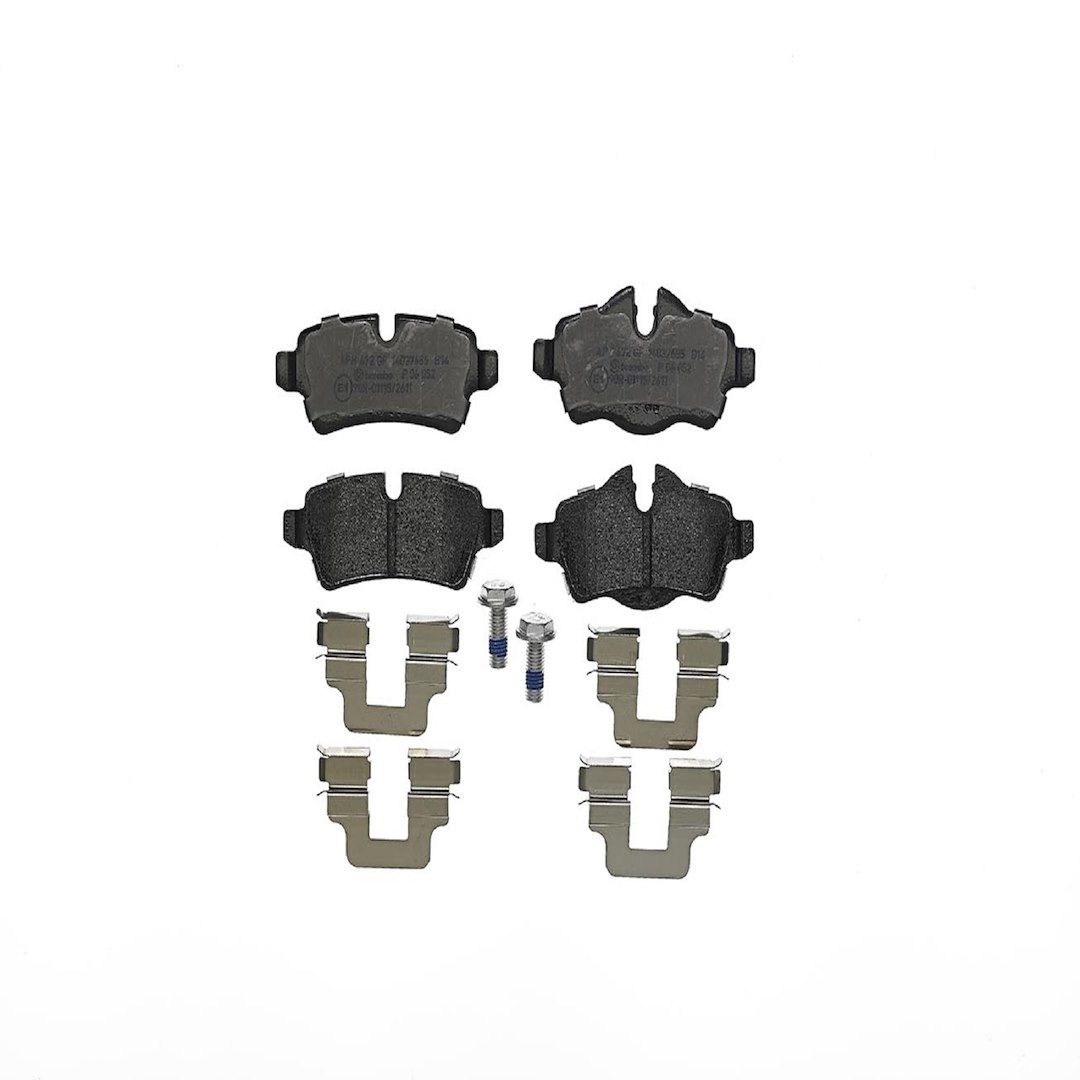 Brembo Brake Pad, Fmsi Number D1309-8424, Low-Metallic, Set of 4, With Hardware – P06052