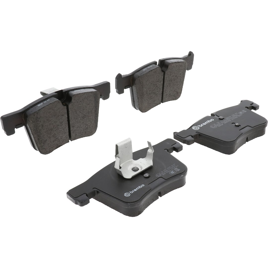 Brembo Brake Pad, Fmsi Number D1561-8772, Low-Metallic, Set of 4 – P06075
