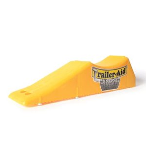 Camco Trailer Tire Change Ramp, Trailer Aid ™, Use with Tandem Axle Trailers to Change a Flat Tire, 4-1/2 Inch Lift Height – 21