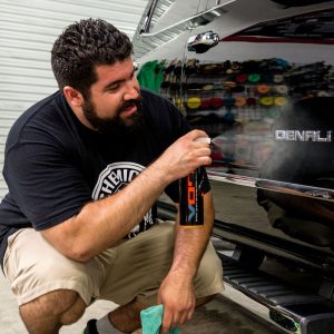 Chemical Guy Detailing Spray, Hybrid V07, Used to Protect Painted Surface/ Glass/ Plastic/ Vinyl/ Rubber/ Plastic from UV Radiation – WAC_808_16