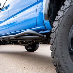 Cali Raised Nerf Bar, Trail Edition, 1-3/4 Inch Round Straight and 25 Degree Bent End, Powder Coated, Black, Steel, Without End Caps, Bolt-On – CR2579