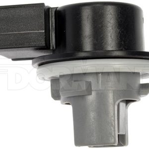 Dorman Turn Signal Light Socket, 3 Male Blade Pin Terminal, 90 Degree, Boxed – 645-192