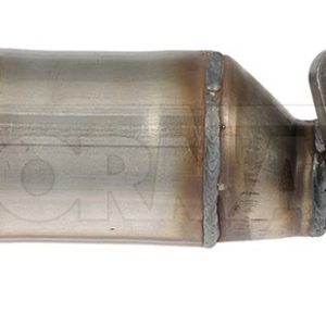 Dorman Exhaust Manifold, OE Solutions ™, Not Carb Complaint, With 1 Inlet Gasket/ 1 Outlet Gasket/ 2 Studs and 2 Bolts – 674-484