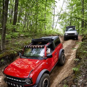 Bestop Soft Top, Sunrider, Replaces Freedom Top Panels, Black Twill, Single Panel Covering Driver and Passenger Sides – 52460-17
