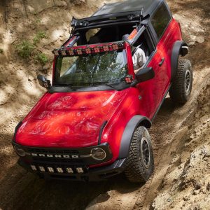 Bestop Soft Top, Sunrider, Replaces Freedom Top Panels, Black Diamond, Single Panel Covering Driver and Passenger Sides – 52460-35