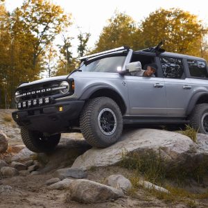 Bestop Soft Top, Sunrider, Replaces Freedom Top Panels, Black Diamond, Single Panel Covering Driver and Passenger Sides – 52461-35