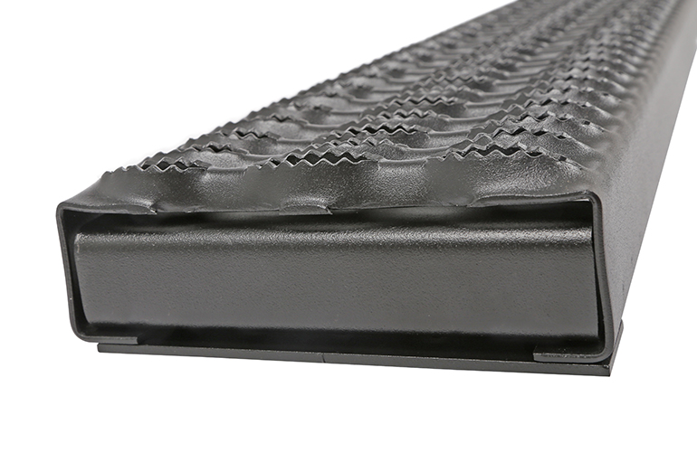 Dee Zee Running Board, Rough Step, Powder Coated, Black, Aluminum, Unlighted, Requires Running Board Mounting Kit – DZ15301A