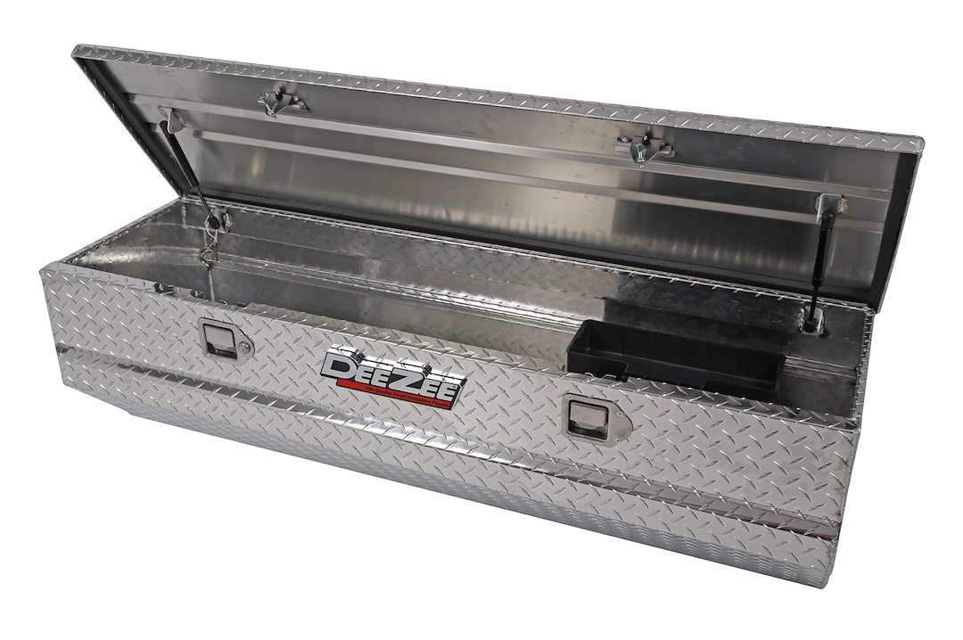 Dee Zee Tool Box, Red Label, Chest, Single Lid, Diamond Tread, Silver, Aluminum, 56 Inch Length X 19 Inch Width X 16 Inch Height – DZ8556