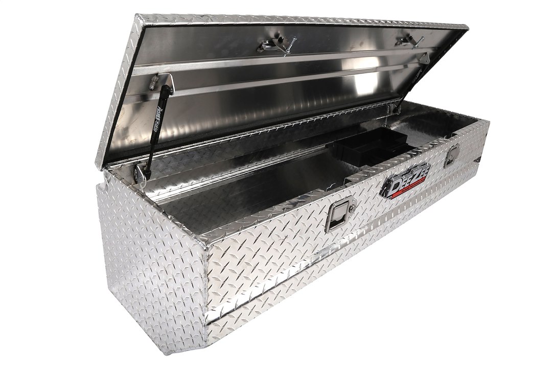 Dee Zee Tool Box, Red Label, Chest, Single Lid, Diamond Tread, Silver, Aluminum, 56 Inch Length X 19 Inch Width X 16 Inch Height – DZ8556